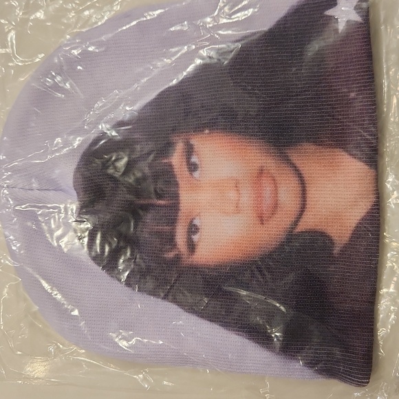 Accessories - Beanie hat